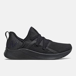 NEW BALANCE•beaya slip on black sneakers 7.5 NIB